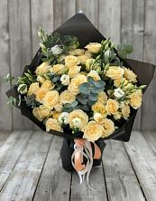 Букет цветов из:  Розы и Лизиантусы в Большой Ижоре