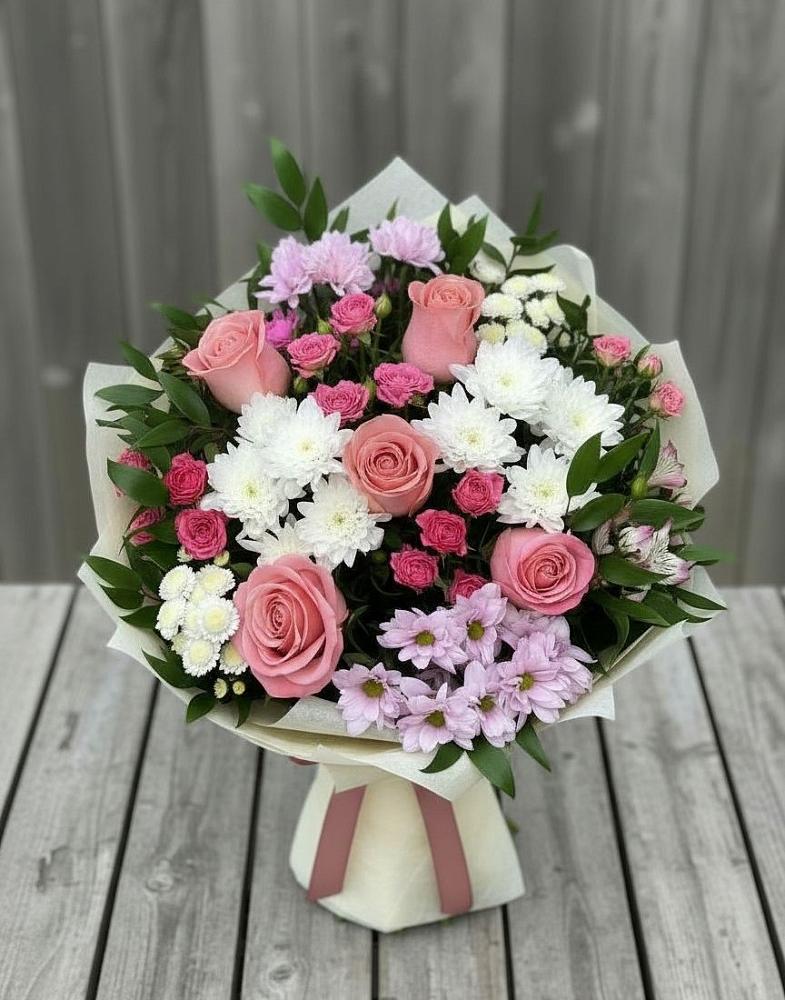 Букет цветов из: Альстромерии, Гвоздики, Розы и Хризантемы в Большой Ижоре
