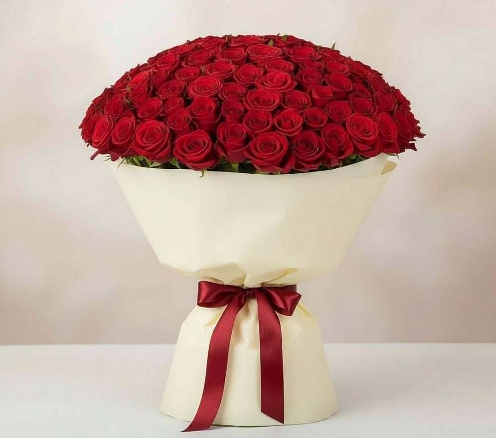 Букет 101 Красная роза Милано в Большой Ижоре