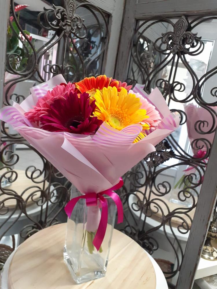 Букет цветов из: Герберы в Большой Ижоре