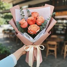 Букет цветов из:  Розы в Большой Ижоре