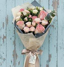 Букет цветов из:  Розы в Большой Ижоре