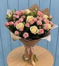 Букет цветов из:  Розы в Большой Ижоре