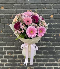 Букет цветов из:  Герберы и Хризантемы в Большой Ижоре
