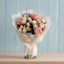 Букет цветов из:  Розы в Большой Ижоре