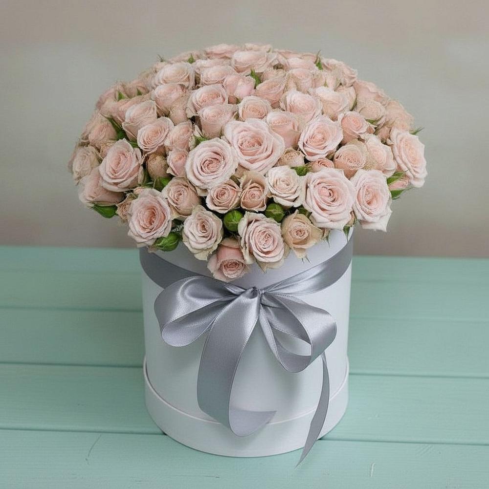 Цветочная композиция из Розы в шляпной коробке в Большой Ижоре